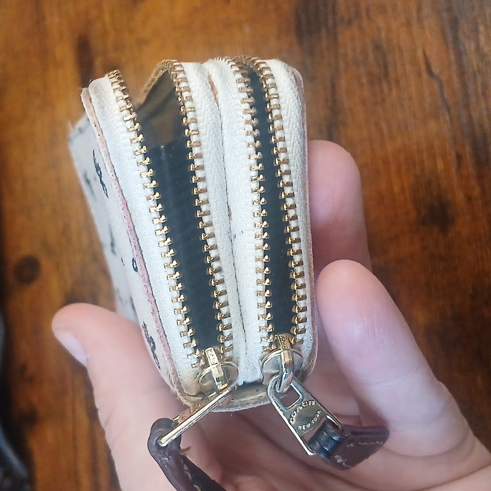 Project Wallet Re Paint Coach Cream and Black Butterfly Wallet - Picture 9 of 9